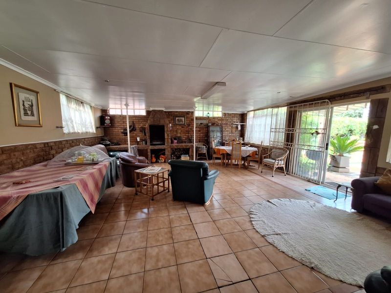 House For Sale in Eldorette - Photo 6