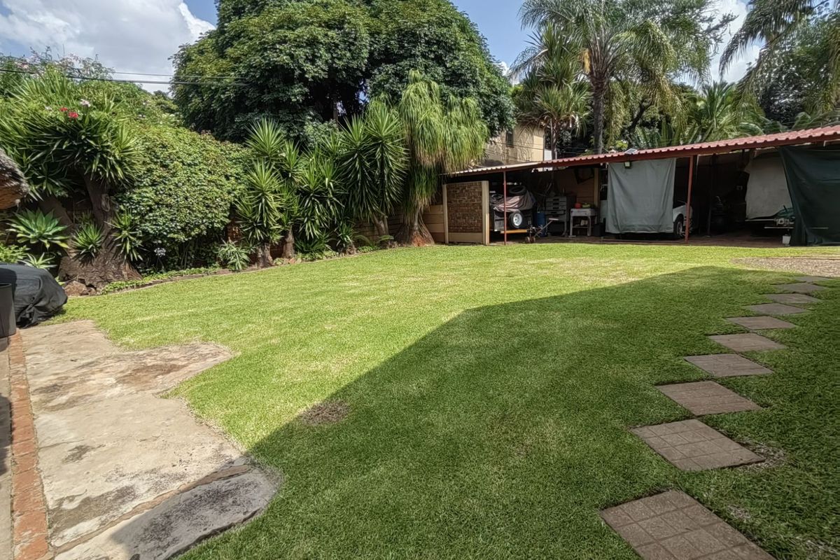 House For Sale in Eldorette - Photo 5