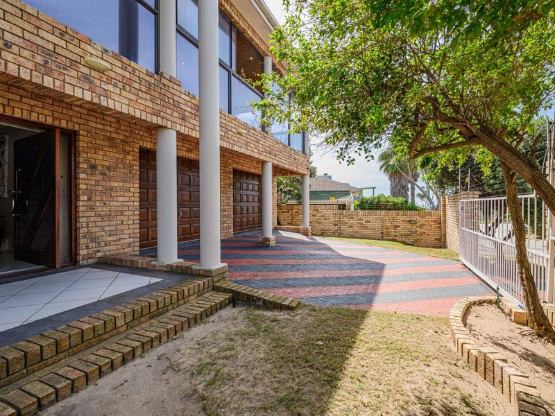 House For Sale in Bluewater Bay - Photo 3