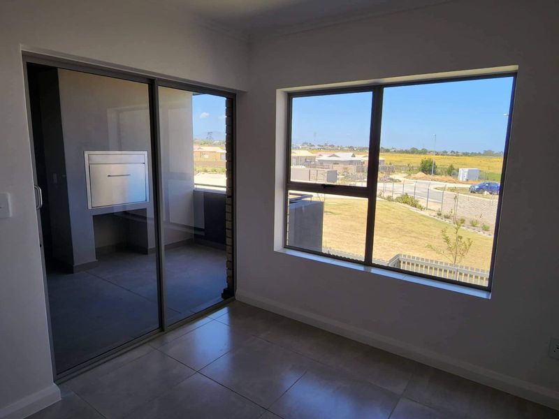 Apartment For Sale in Hansmoeskraal AH - Photo 6