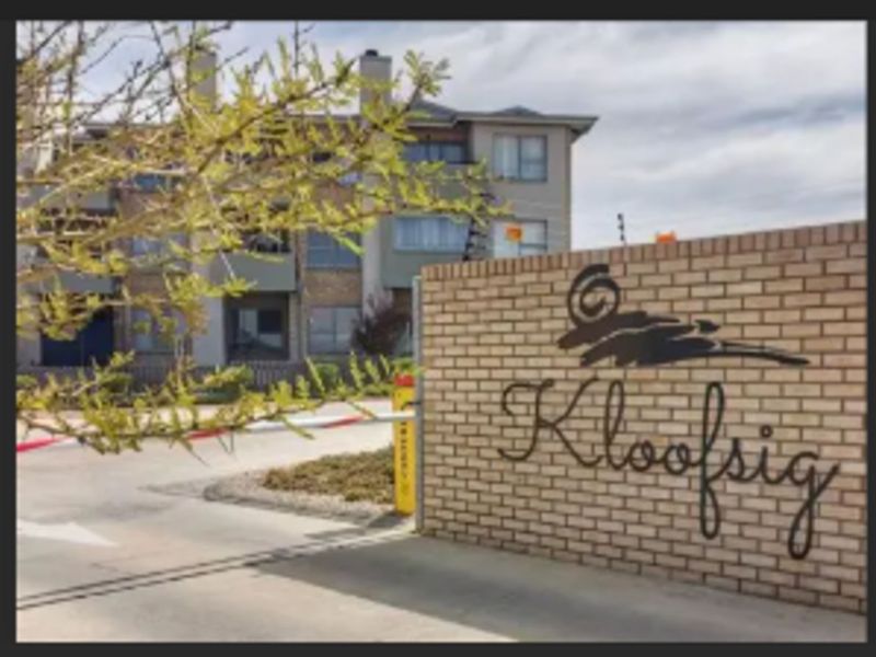 Apartment For Sale in Hansmoeskraal AH - Photo 2