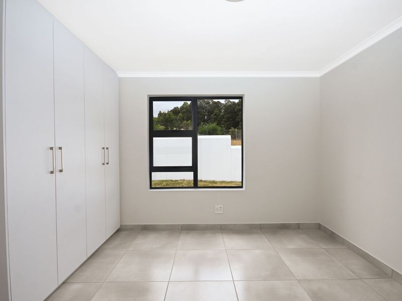 House For Sale in Grabouw Central - Photo 3