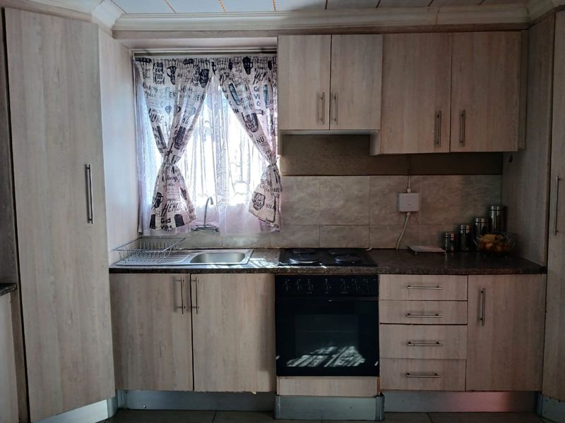 House For Sale in Westenburg - Photo 3