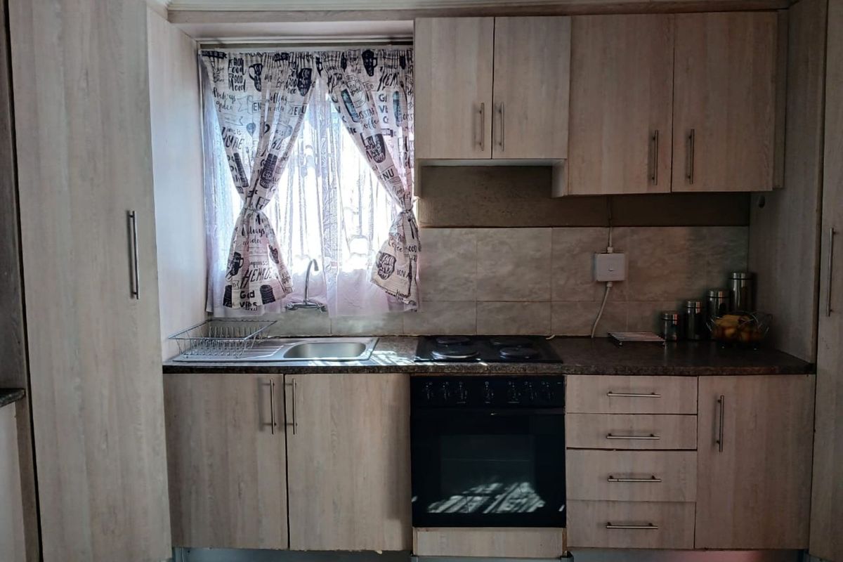 House For Sale in Westenburg - Photo 3