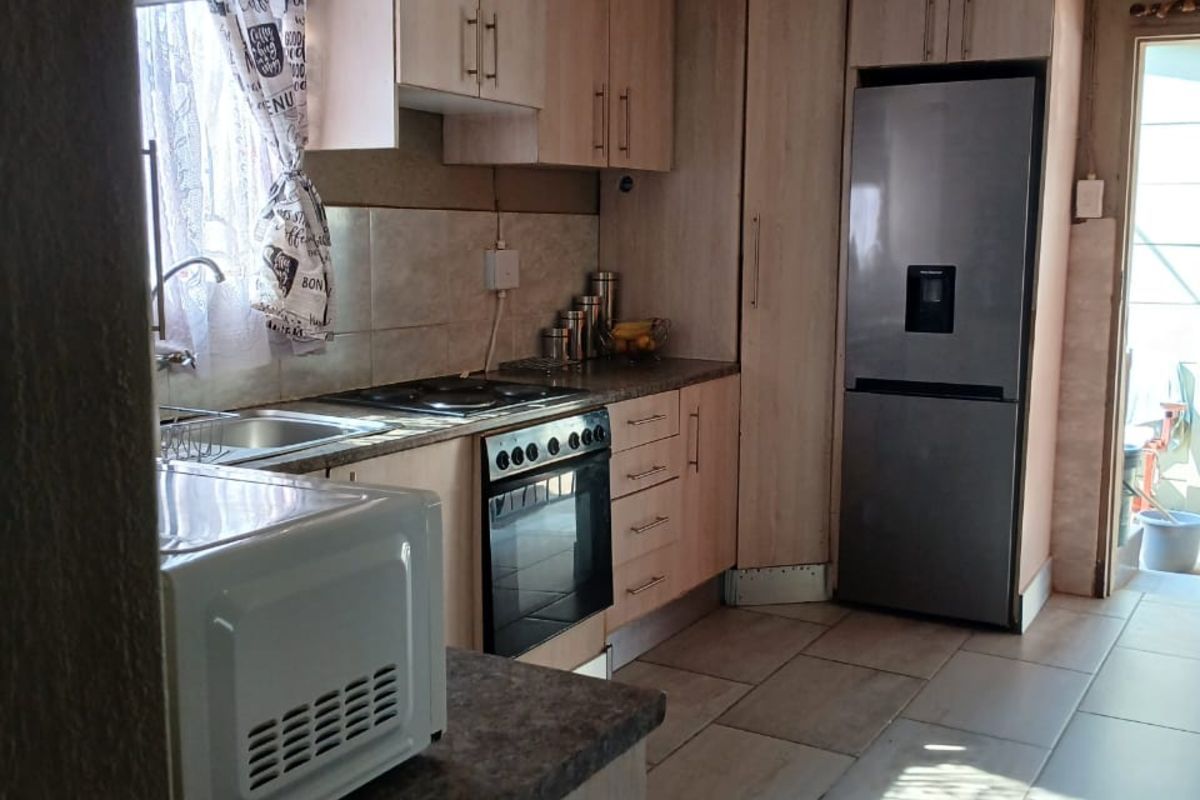 House For Sale in Westenburg - Photo 5