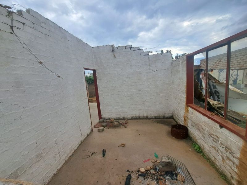 House For Sale in Mamelodi East - Photo 5