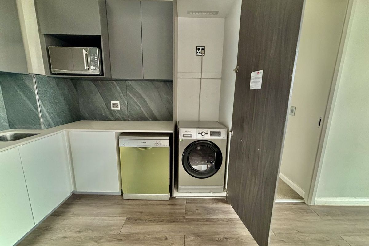 Apartment For Sale in Menlyn - Photo 3