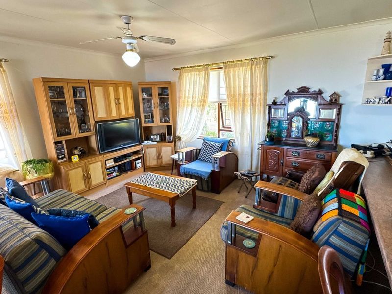 House For Sale in Dana Bay - Photo 8