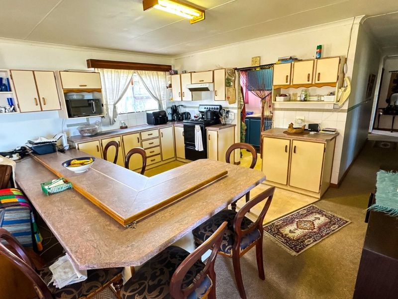 House For Sale in Dana Bay - Photo 5