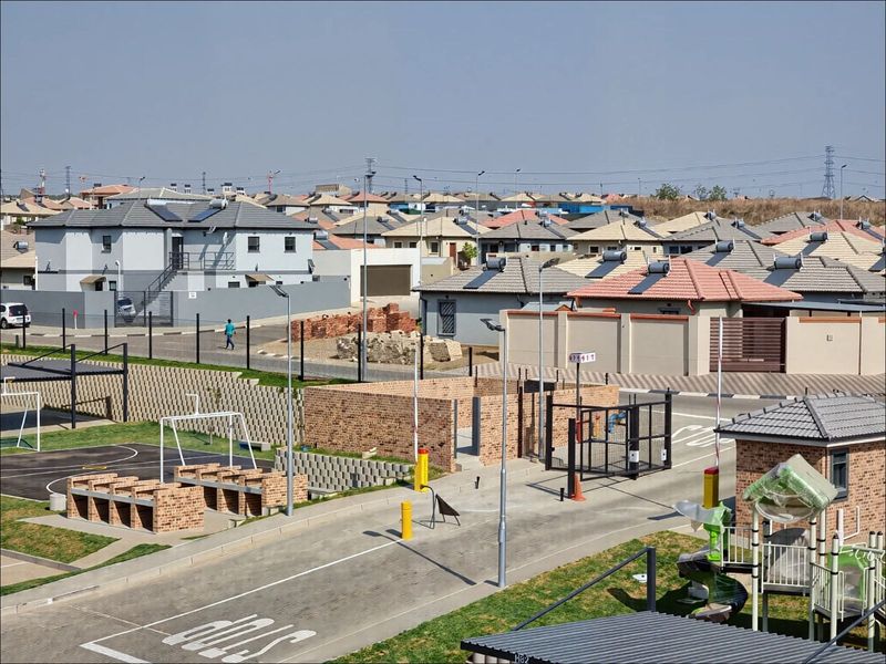 Apartment For Sale in Riverside View - Photo 10