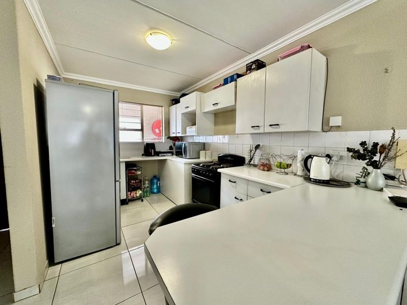 Apartment For Sale in Krugersdorp North - Photo 8