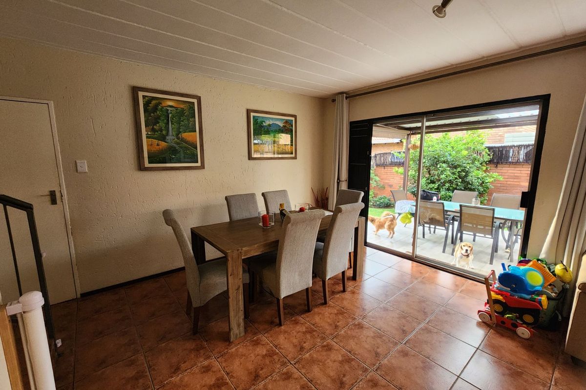 Townhouse For Sale in Honeydew Ridge - Photo 4
