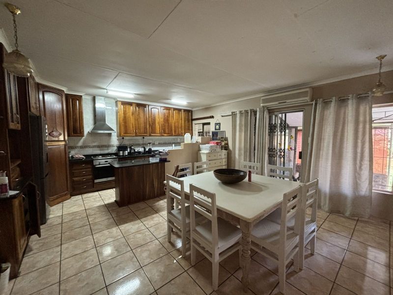 Townhouse For Sale in Aquapark - Photo 3