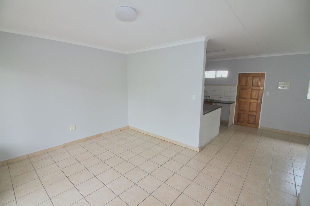 House For Sale in Noordhang - Photo 2