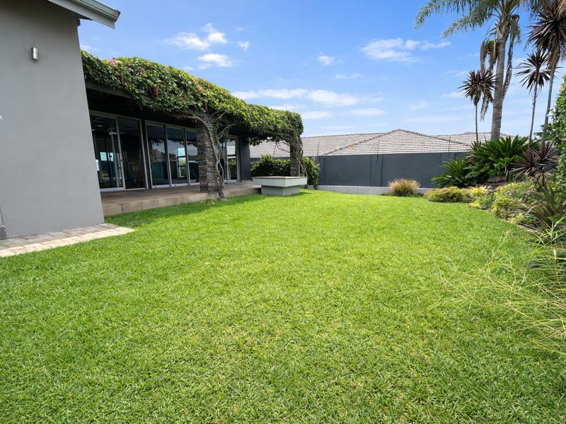 House For Sale in Douglasdale - Photo 3