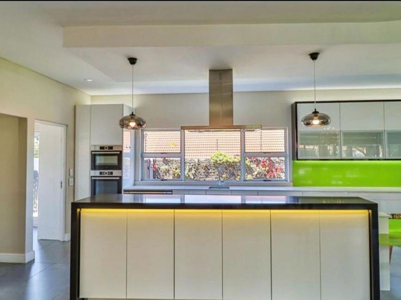 House For Sale in Douglasdale - Photo 6