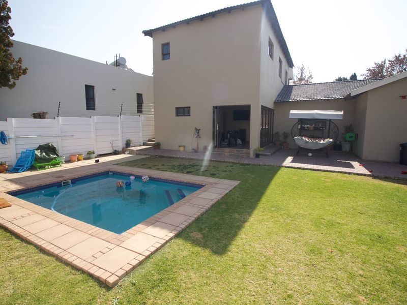 House To Rent in Randpark Ridge - Photo 3