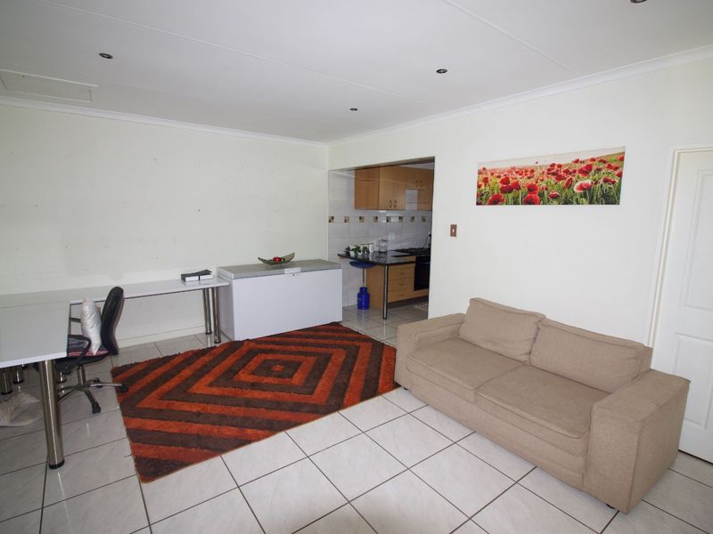House To Rent in Randpark Ridge - Photo 9