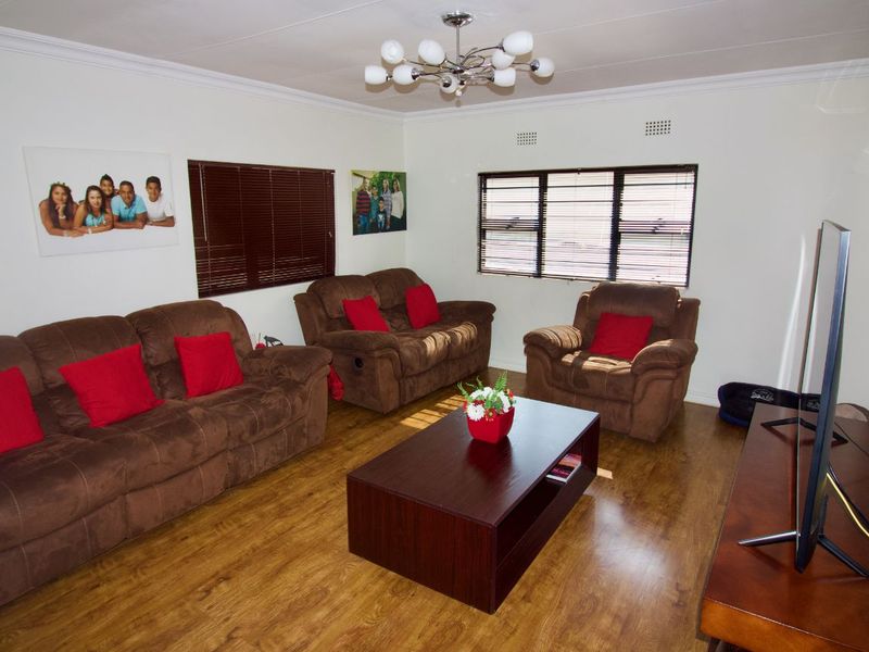 House To Rent in Randpark Ridge - Photo 4