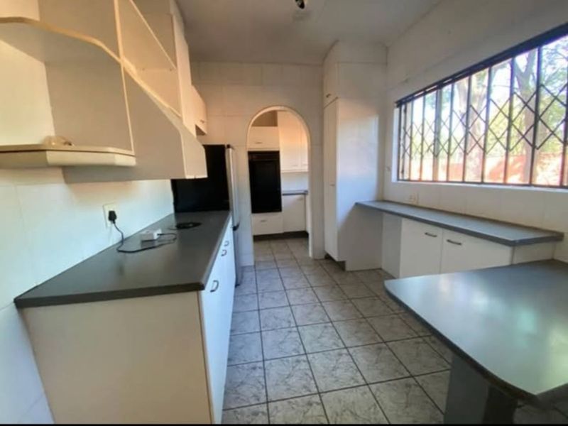 House For Sale in Norkem Park - Photo 5