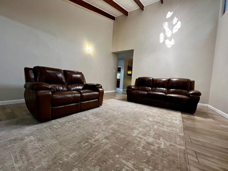 House For Sale in De Bruinpark - Photo 3