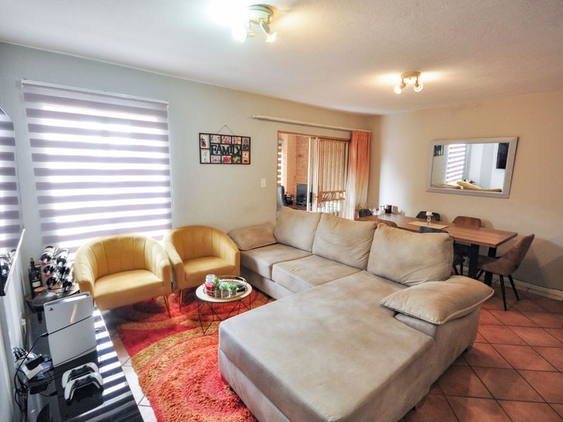 Apartment For Sale in Mooikloof Ridge - Photo 6