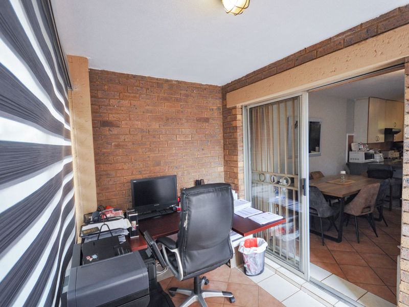 Apartment For Sale in Mooikloof Ridge - Photo 10