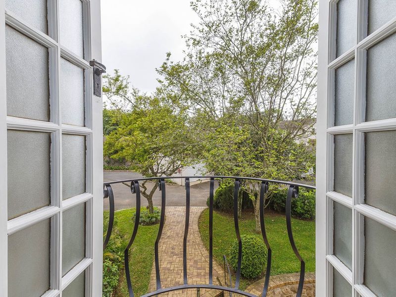 Townhouse For Sale in Kloof Central - Photo 4