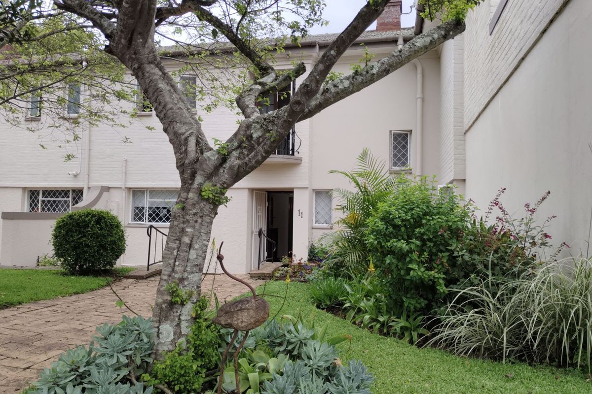 Townhouse For Sale in Kloof Central - Photo 3