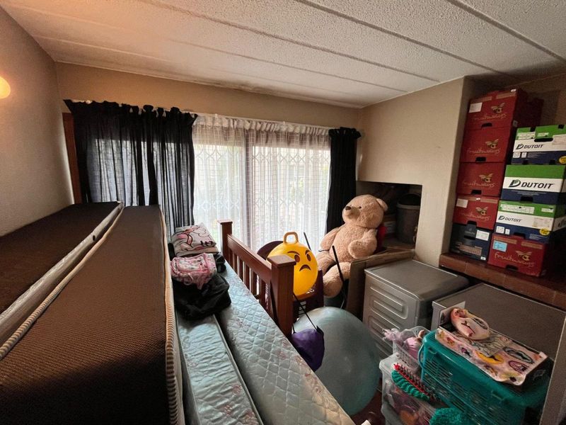 Townhouse For Sale in Witfield - Photo 6