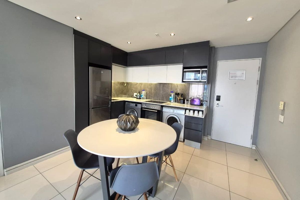 Apartment For Sale in Sandown - Photo 4