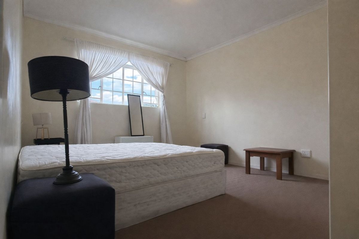 Apartment To Rent in Riviera - Photo 4