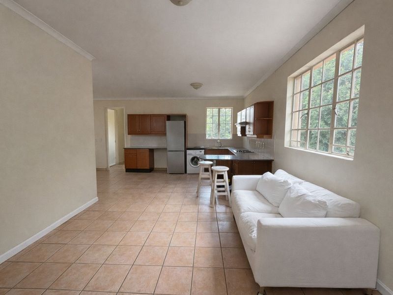 Apartment To Rent in Riviera - Photo 2