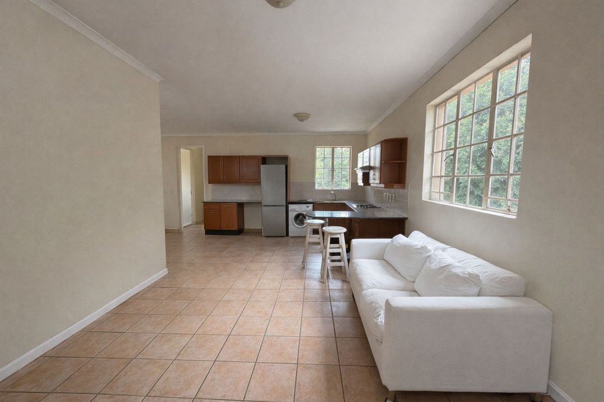 Apartment To Rent in Riviera - Photo 2