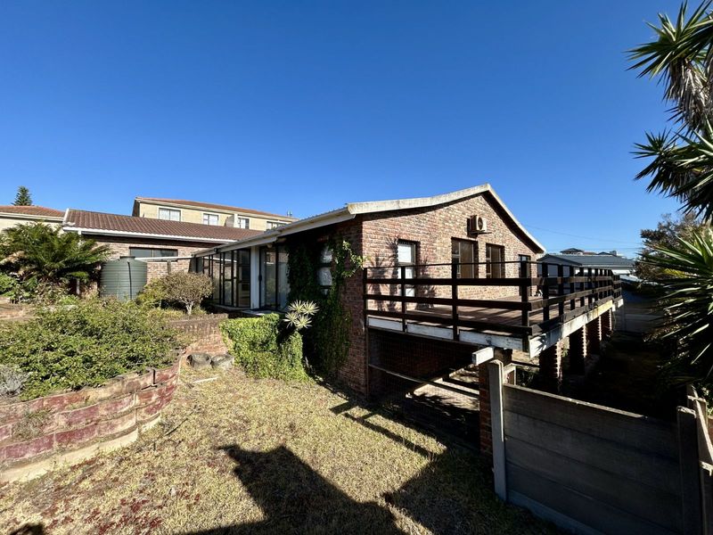 House For Sale in Stilbaai Wes - Photo 2