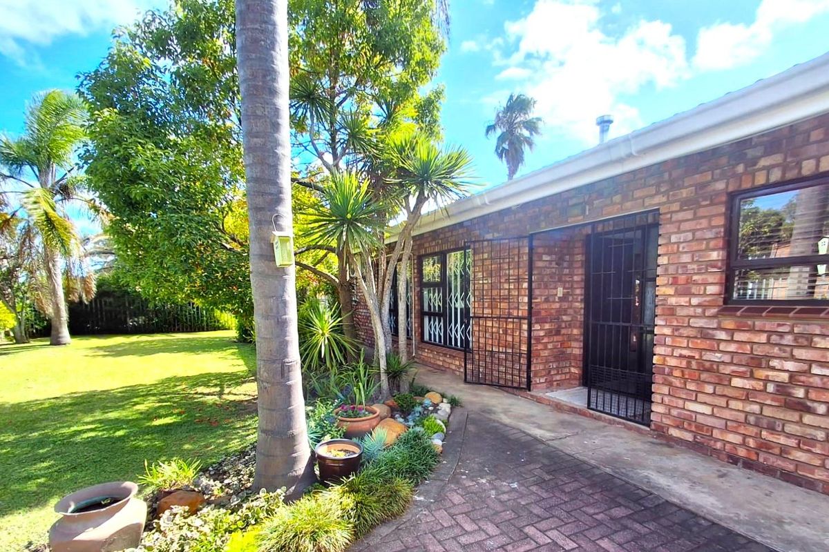 House For Sale in Loerie Park - Photo 3