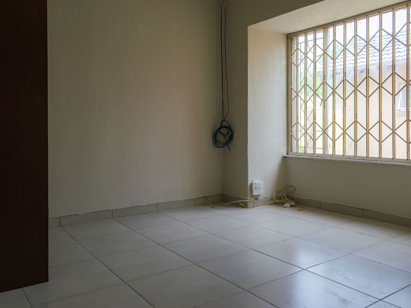 House For Sale in Bromhof - Photo 10