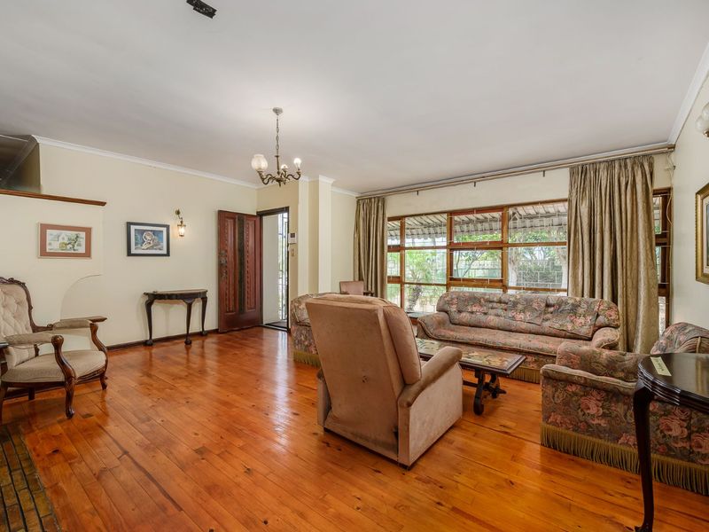 House For Sale in Newton Park - Photo 4
