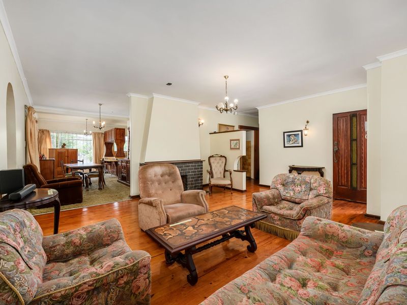 House For Sale in Newton Park - Photo 3