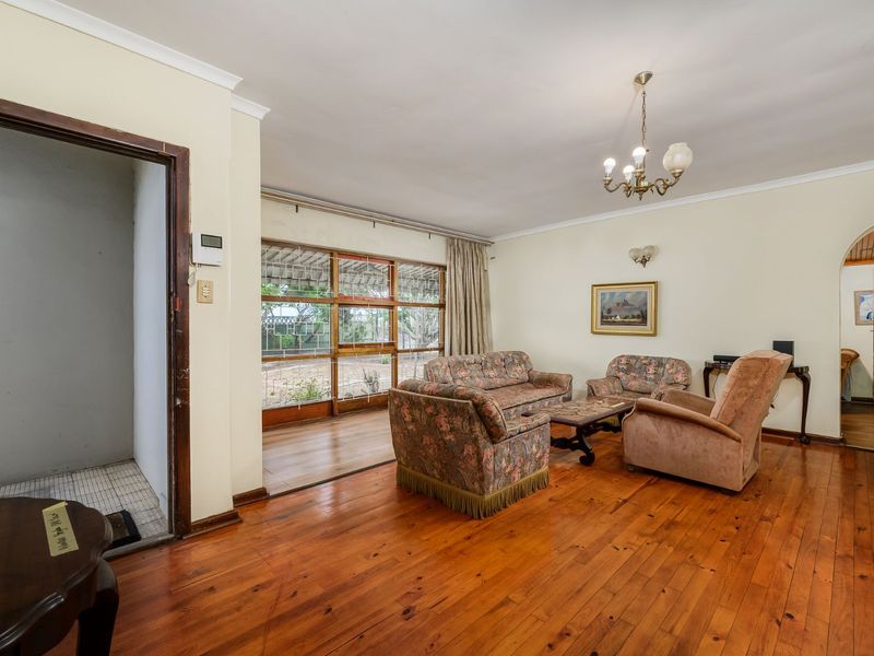 House For Sale in Newton Park - Photo 2