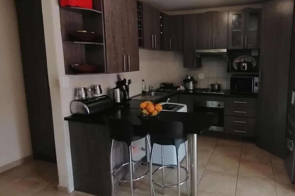 Apartment For Sale in Norkem Park - Photo 2