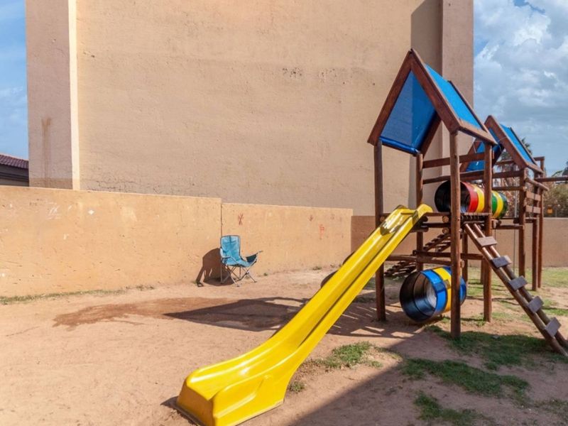 Apartment For Sale in Norkem Park - Photo 8