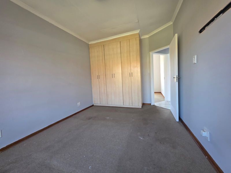 Townhouse For Sale in Minerva Gardens - Photo 6