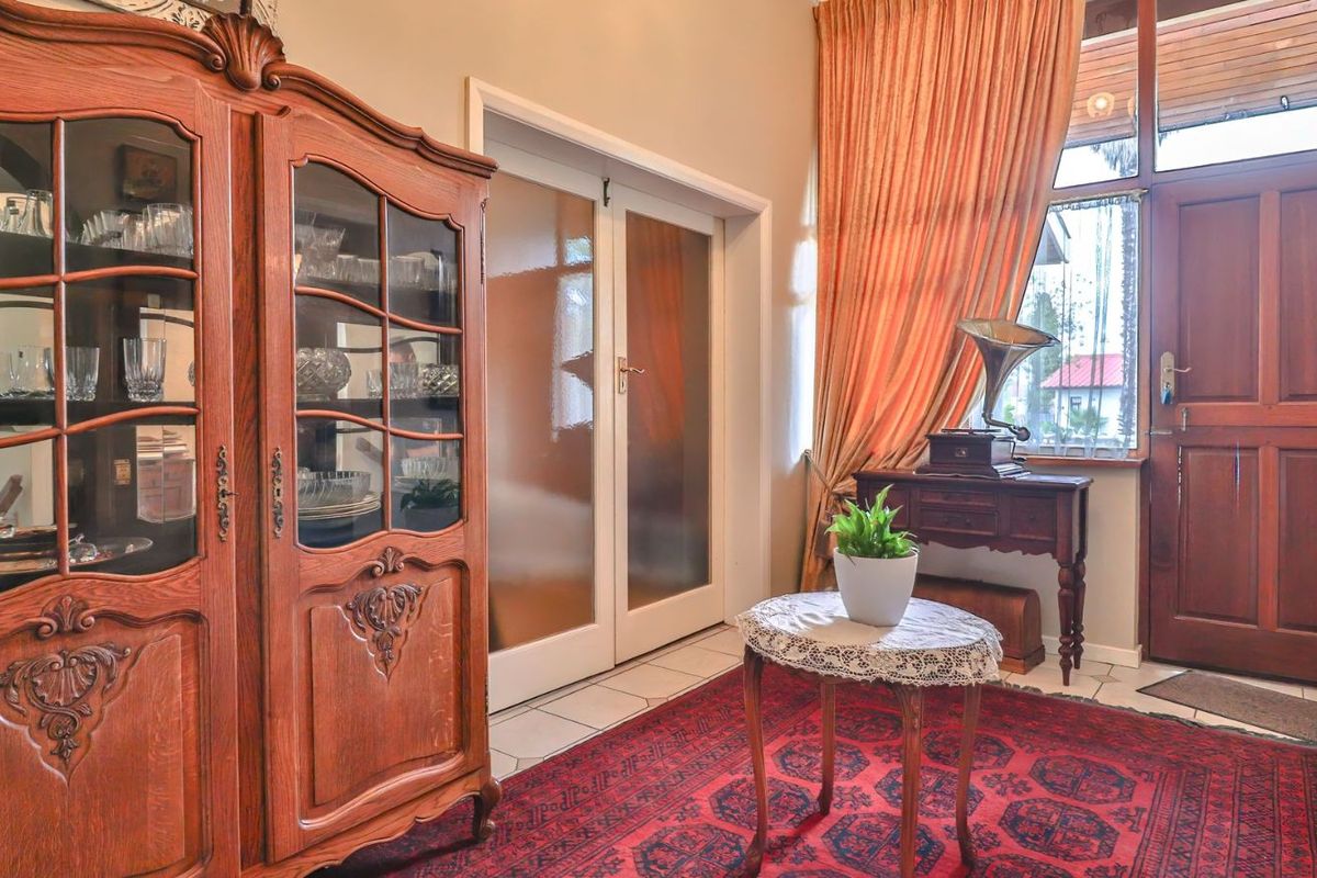 House For Sale in Robertson Central - Photo 5