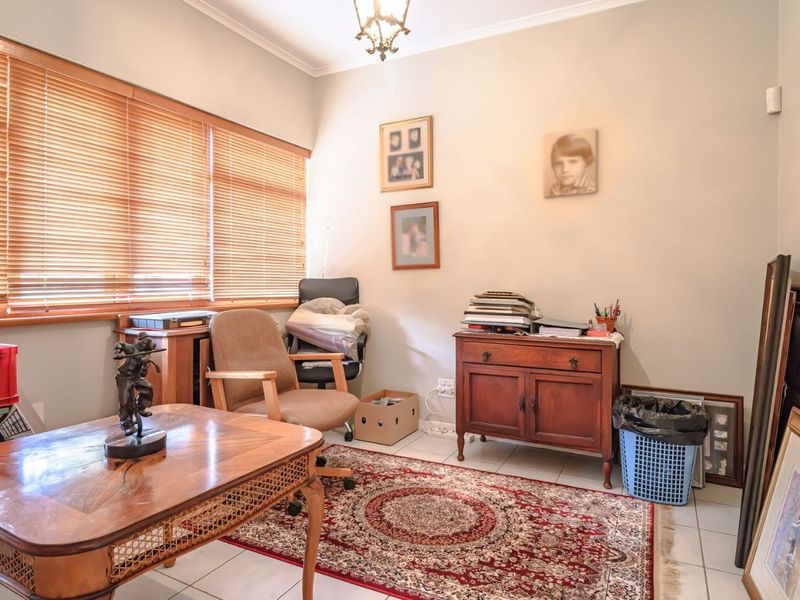 House For Sale in Robertson Central - Photo 7