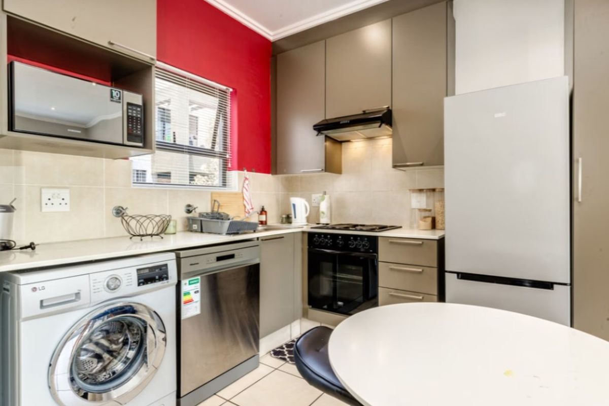 Apartment For Sale in Craigavon - Photo 2