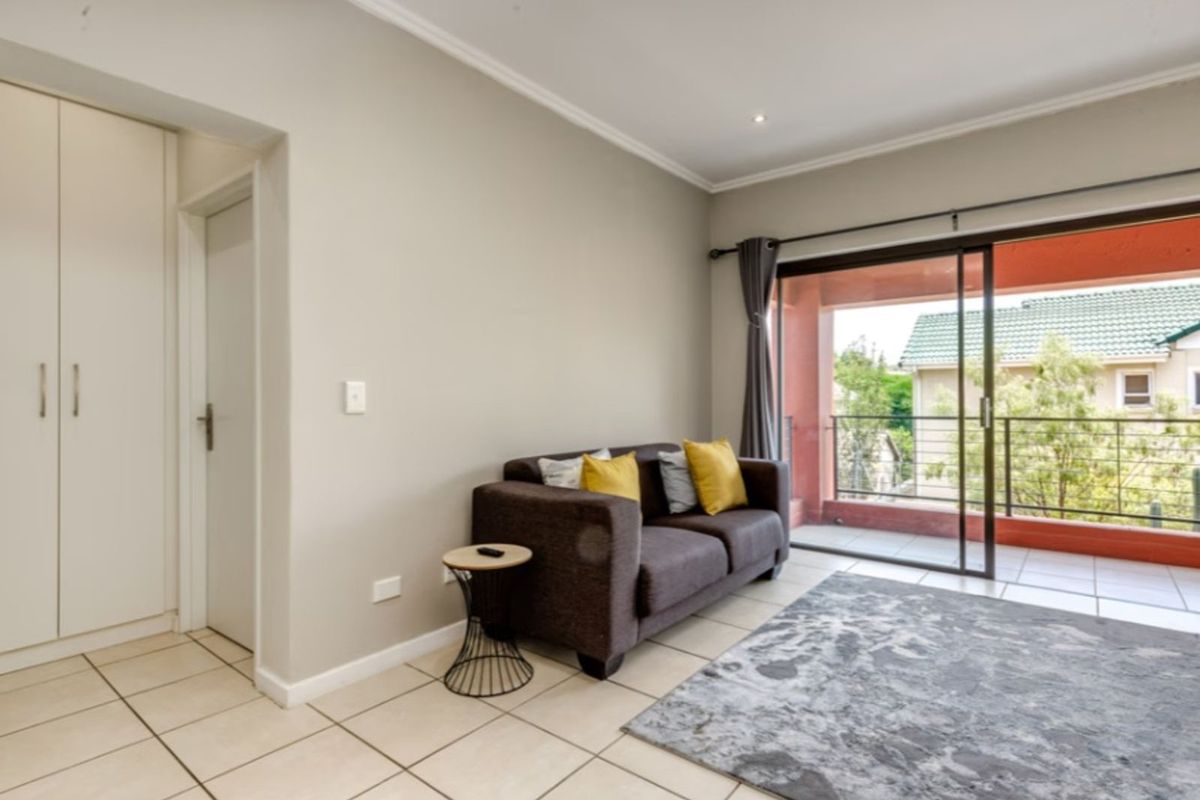 Apartment For Sale in Craigavon - Photo 3