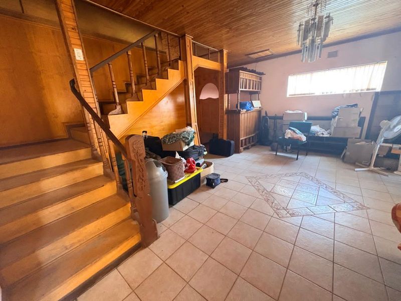 House For Sale in Riviera - Photo 10