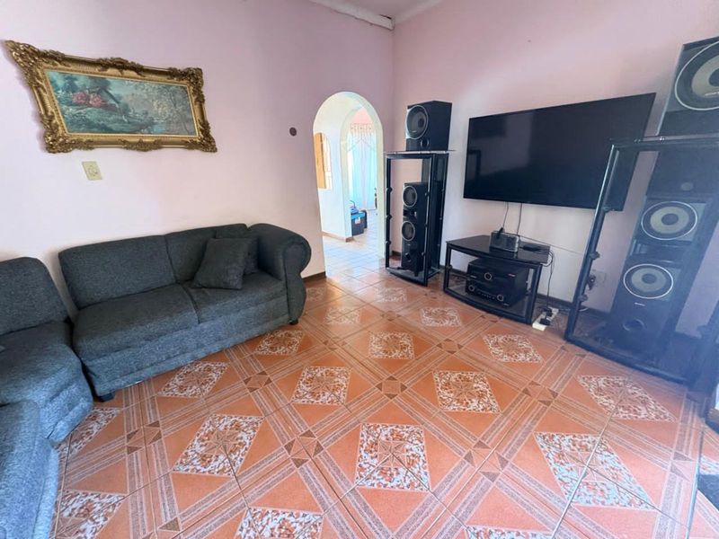 House For Sale in Riviera - Photo 4