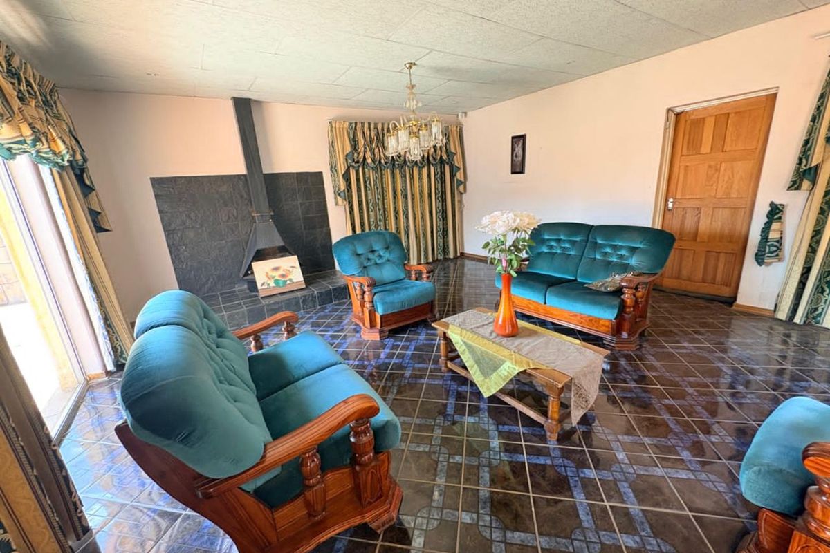 House For Sale in Riviera - Photo 3